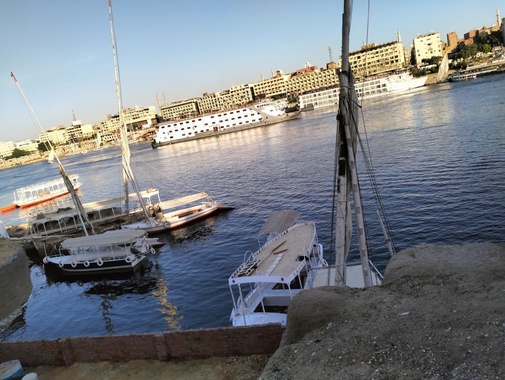 Onaty Narty Guest House Aswan Ngoại thất bức ảnh