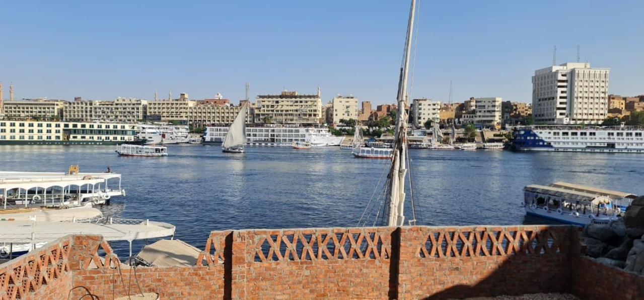 Onaty Narty Guest House Aswan Ngoại thất bức ảnh